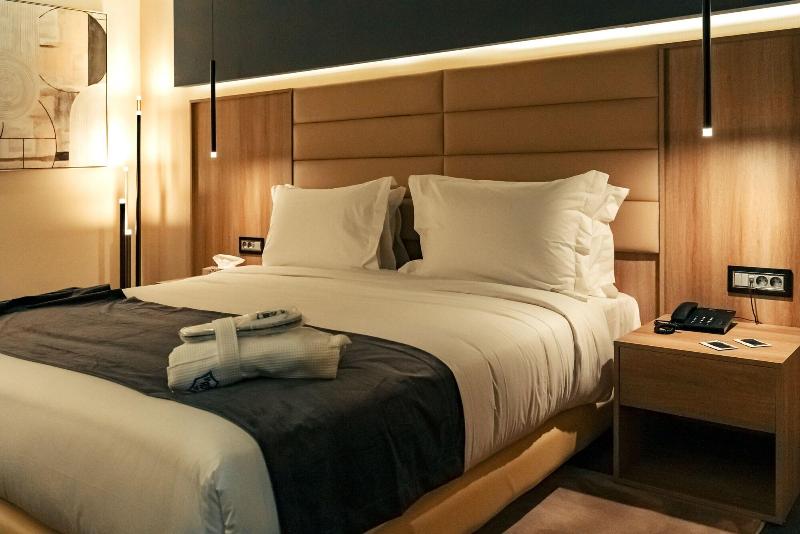 Ad Hotel Hydra image