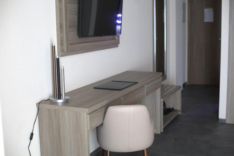 Ad Hotel Hydra image