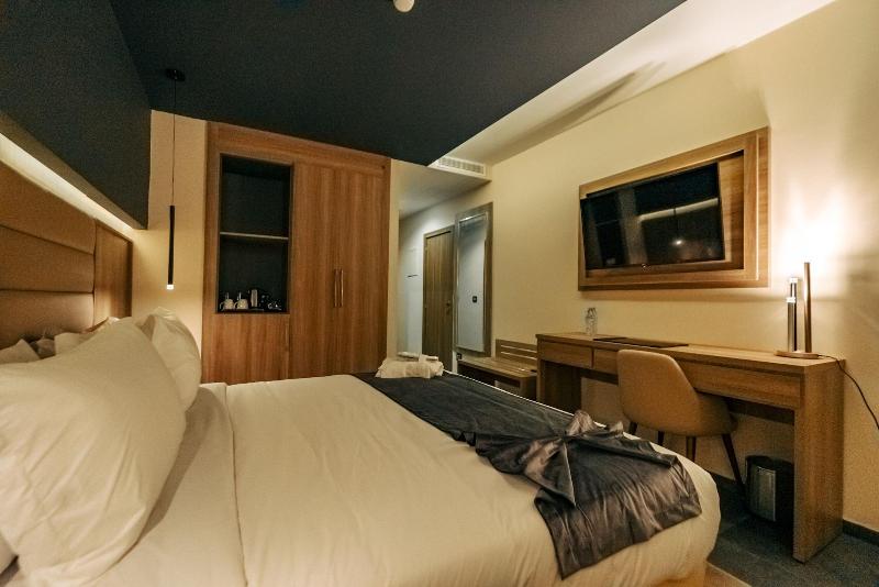 Ad Hotel Hydra image