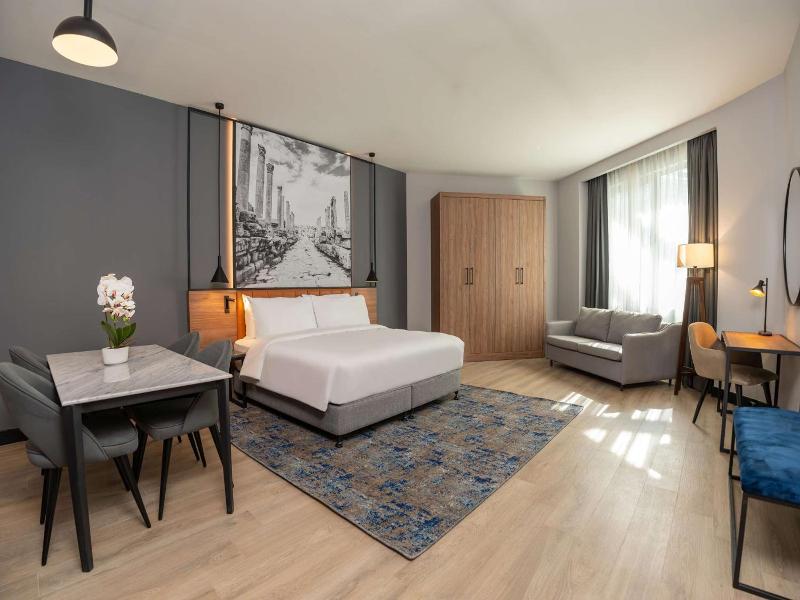 Radisson Blu Hotel Amman Galleria Mall image
