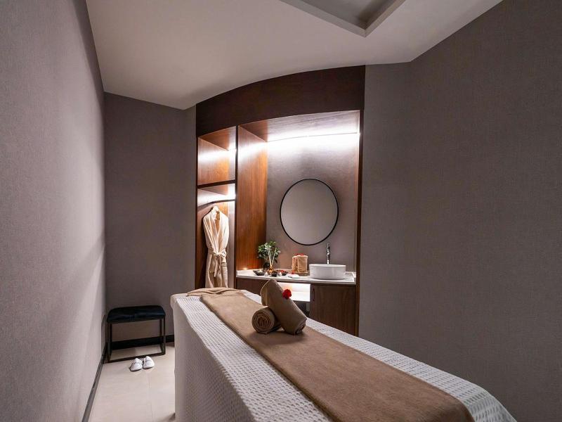 Radisson Blu Hotel Amman Galleria Mall image
