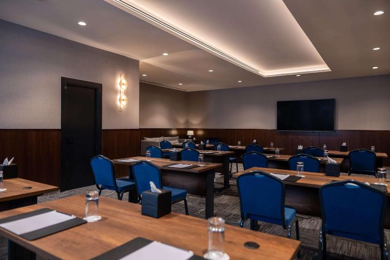Radisson Blu Hotel Amman Galleria Mall image