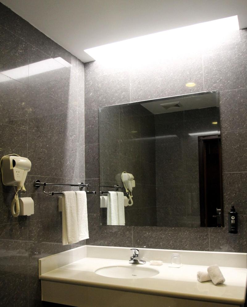 Flow Hotel Benguela image