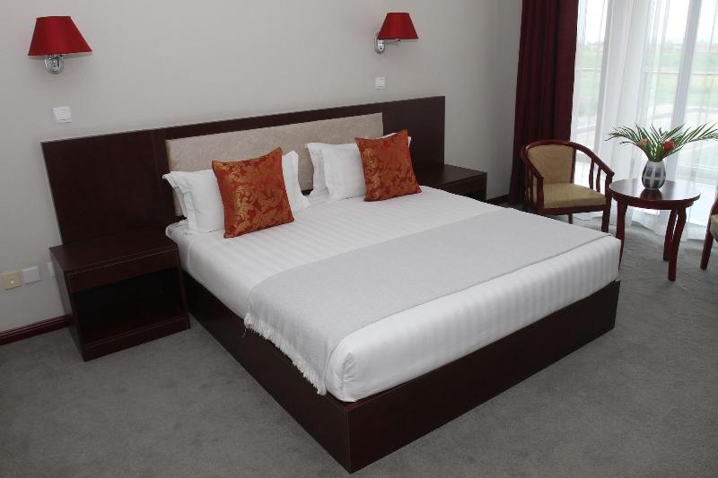 Flow Hotel Benguela image