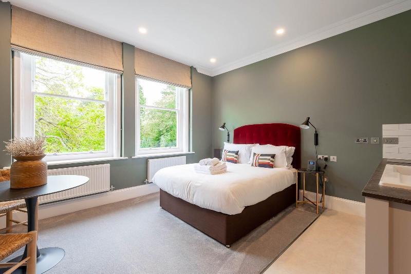 Old Abbey House Hotel image