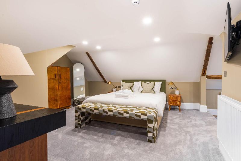 Old Abbey House Hotel image