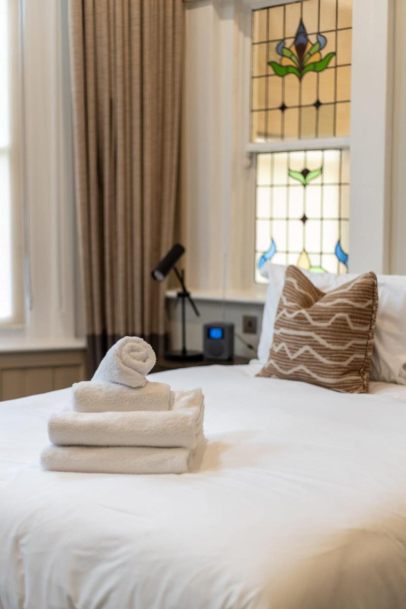 Old Abbey House Hotel image