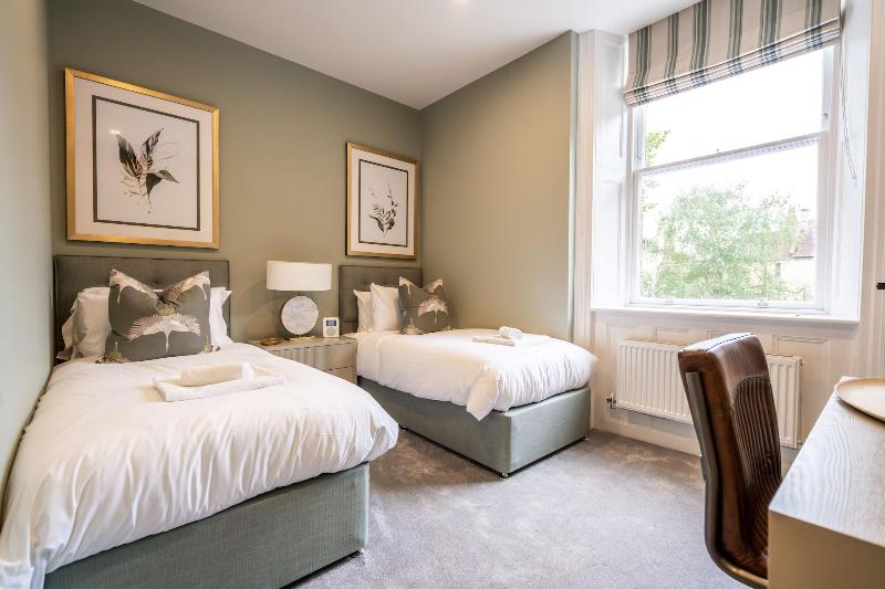 Old Abbey House Hotel image