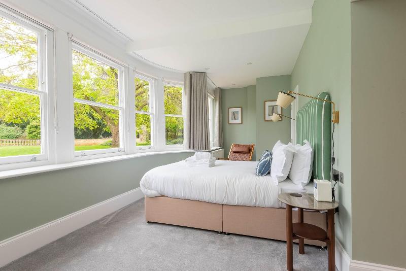 Old Abbey House Hotel image
