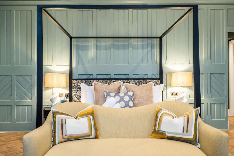 Old Abbey House Hotel image