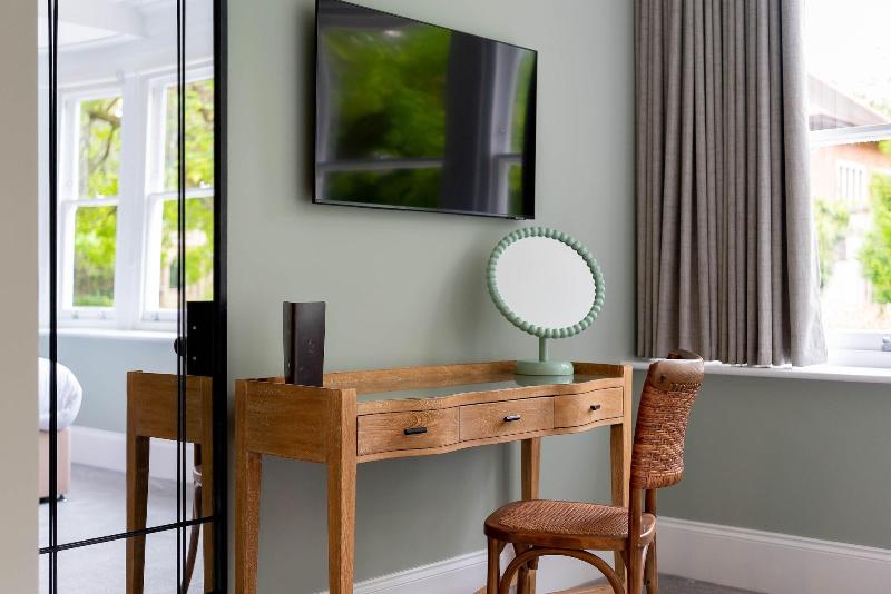 Old Abbey House Hotel image