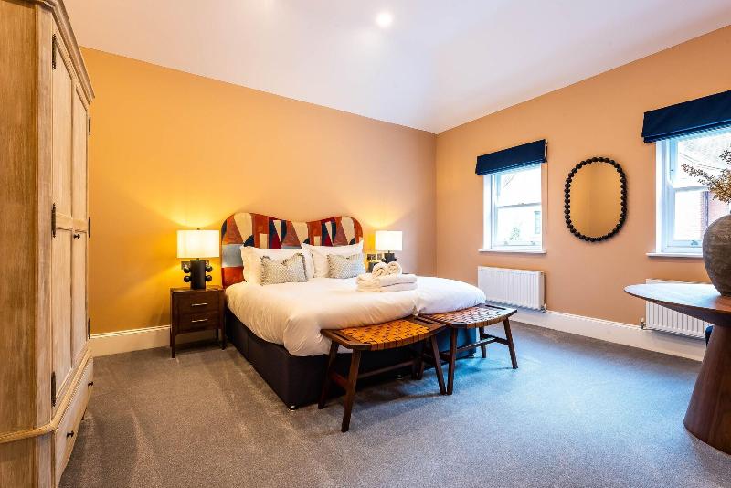 Old Abbey House Hotel image