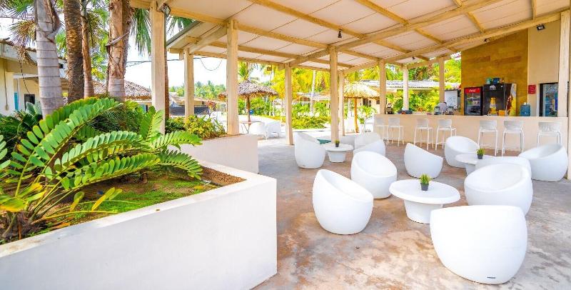Izalco Hotel Beach Resort