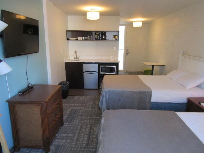 Waikiki Central Hotel image