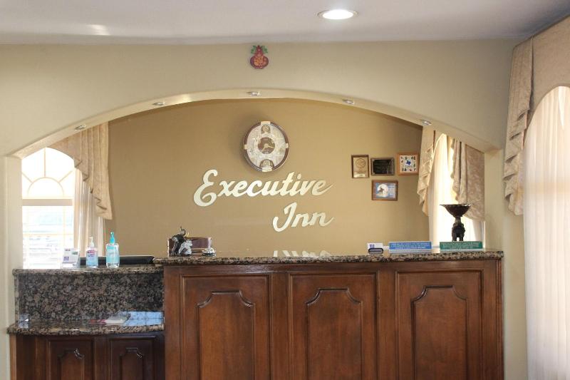 Cotulla Executive Inn
