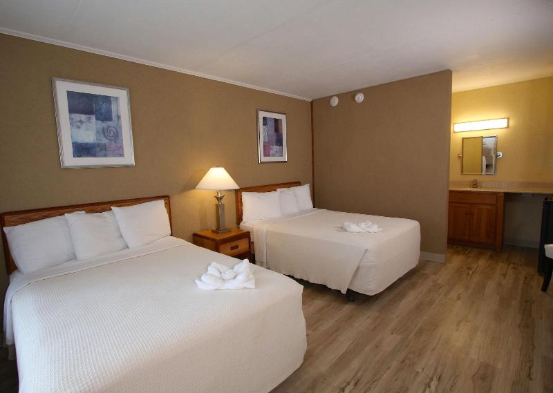 The Crusader Oceanfront Family Resort image