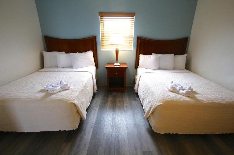 The Crusader Oceanfront Family Resort image