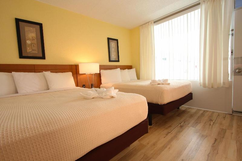 The Crusader Oceanfront Family Resort image