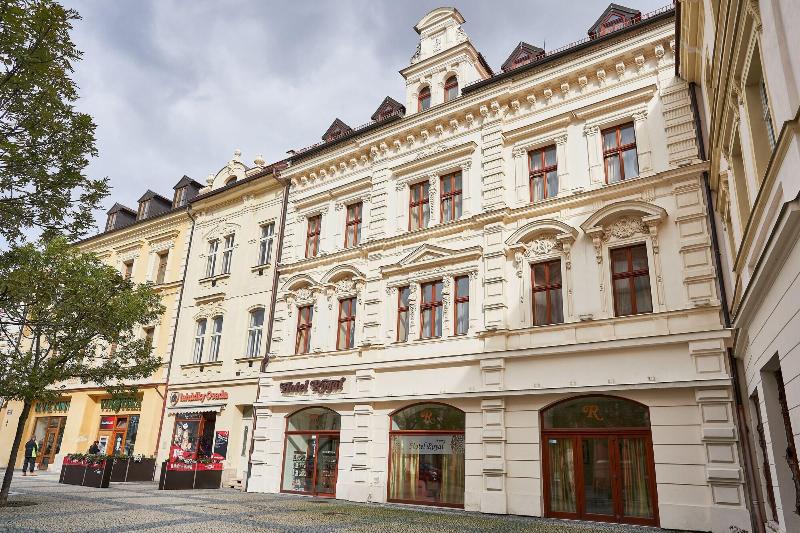 Hotel Royal image