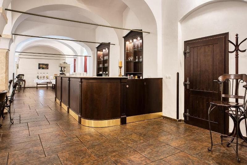Hotel Royal image