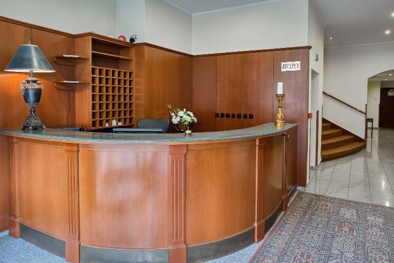 Hotel Royal image