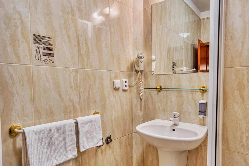 Hotel Royal image