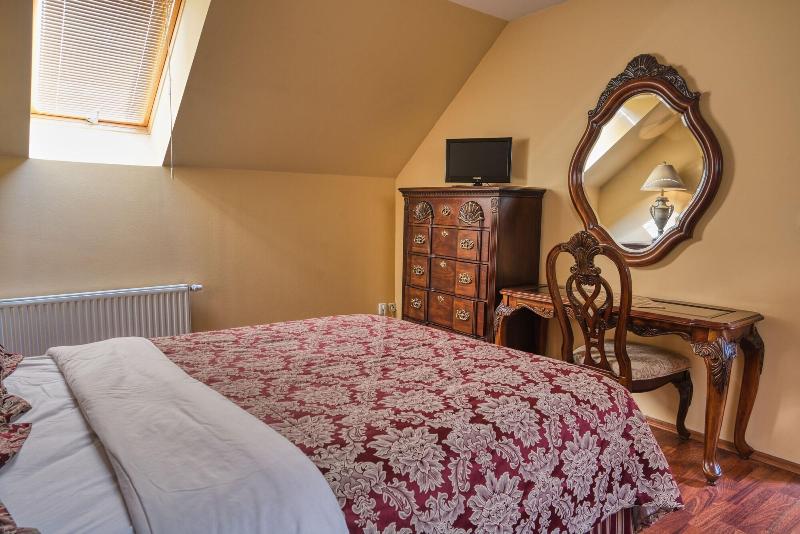 Hotel Royal image