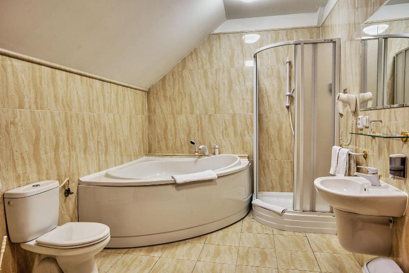 Hotel Royal image