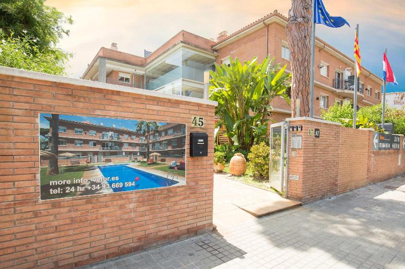 Velor Apartments image