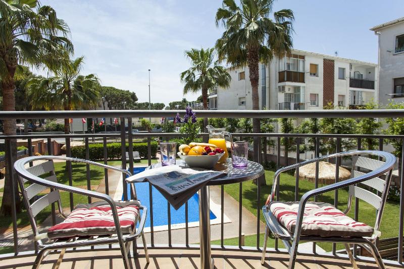 Velor Apartments image