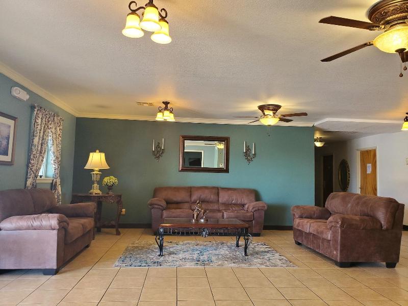Candlelight Inn Suites Hwy 69 Near Mcalester — view