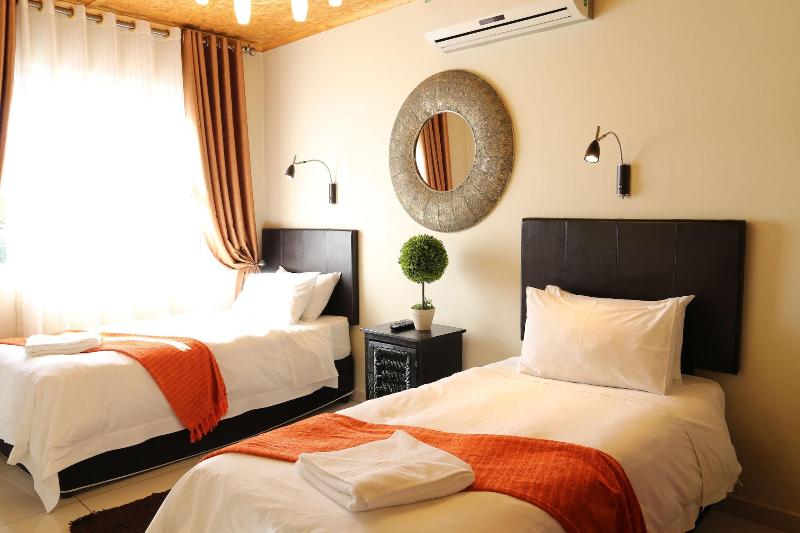 Tilla S Guesthouse image