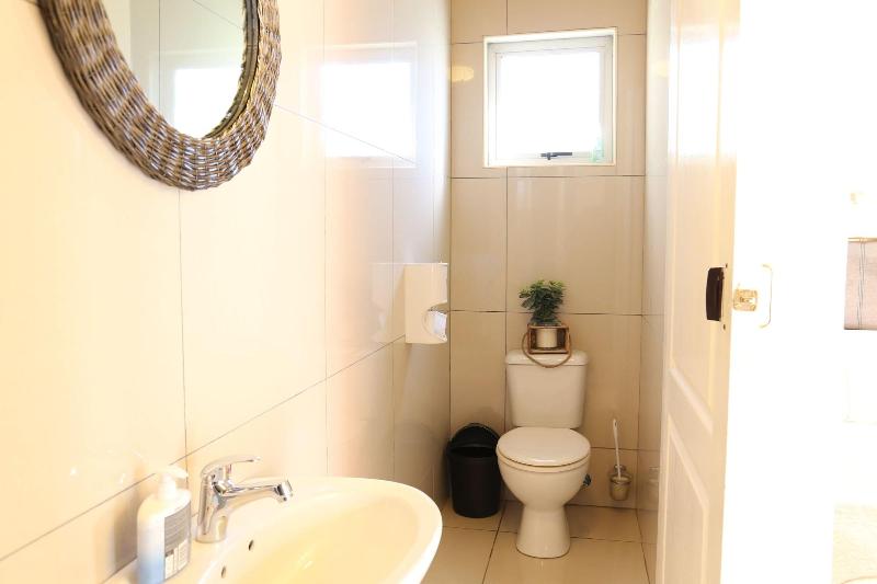 Tilla S Guesthouse image