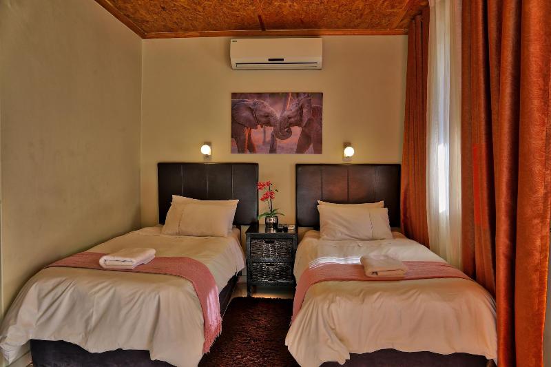 Tilla S Guesthouse image