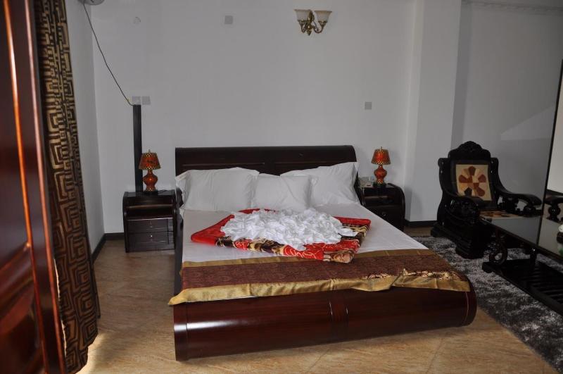 Biraj International Hotel image