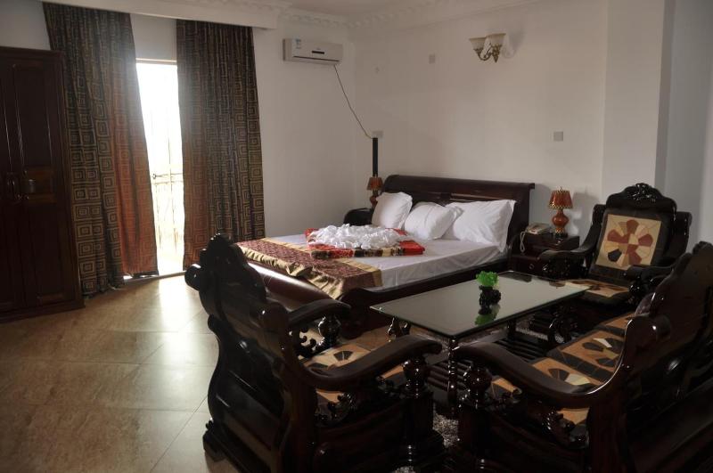 Biraj International Hotel image