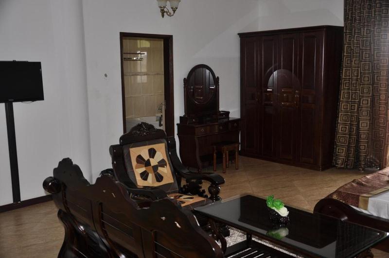 Biraj International Hotel image
