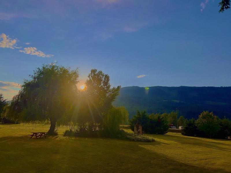 Monashee Motel image