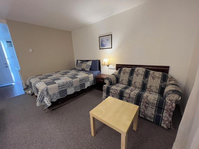 Monashee Motel image