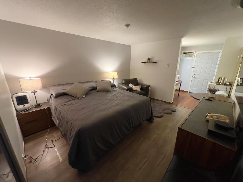 Monashee Motel image