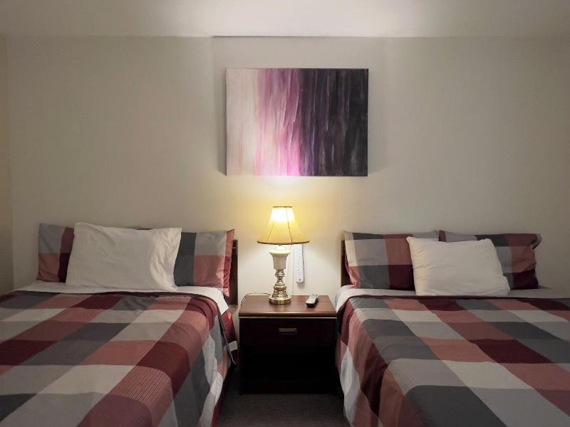 Monashee Motel image