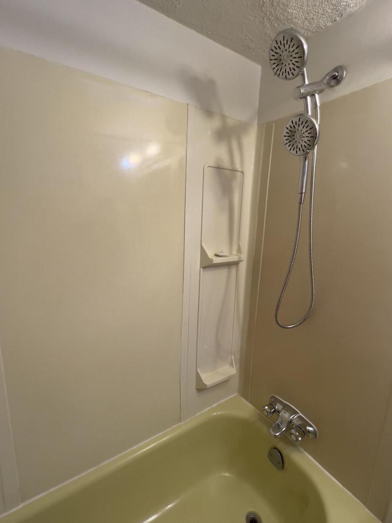Monashee Motel image