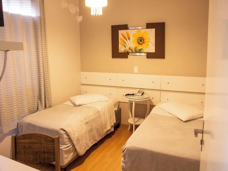 Hotel Imigrantes image
