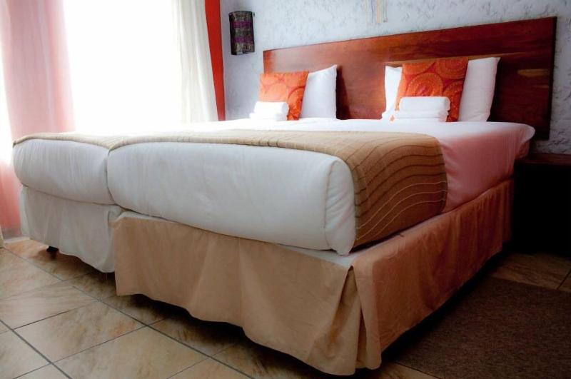 Rivernest Boutique Cottages image