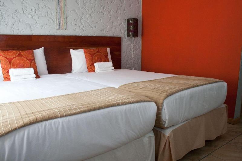 Rivernest Boutique Cottages image