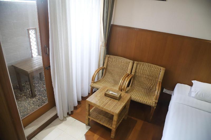 Hotel Sidney image