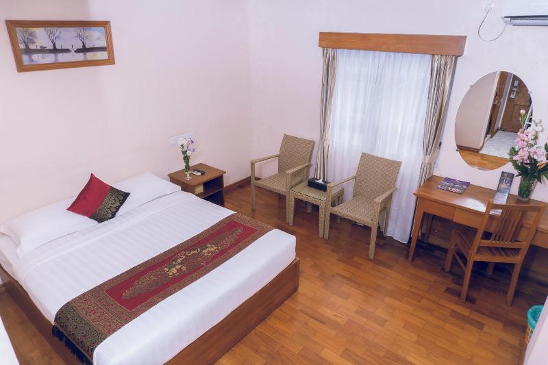 Hotel Sidney image