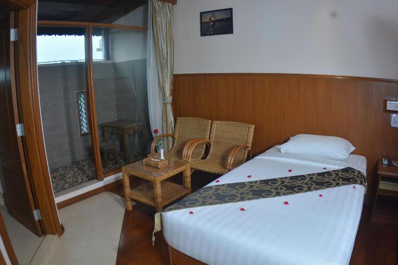 Hotel Sidney image