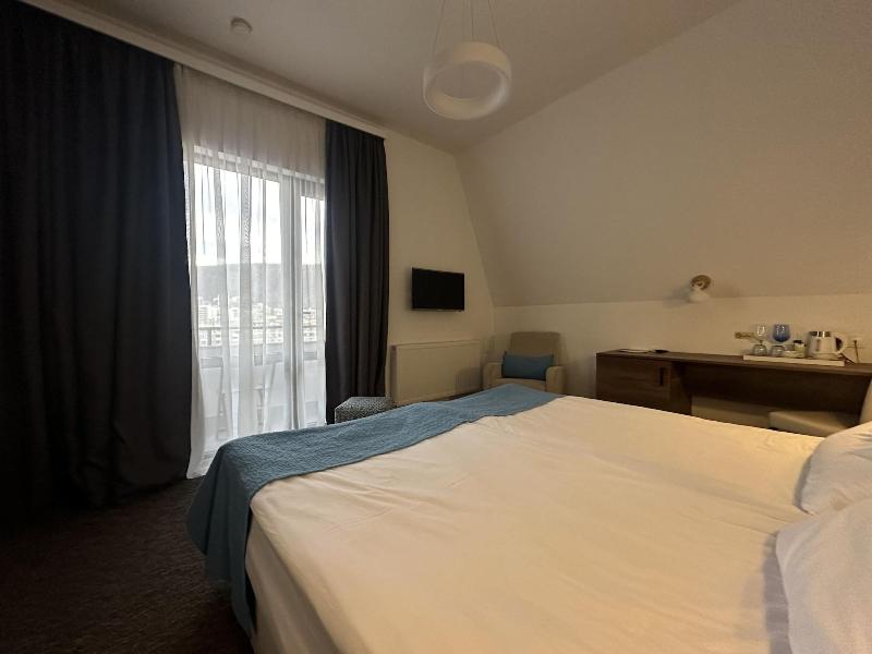 Alliance Hotel image