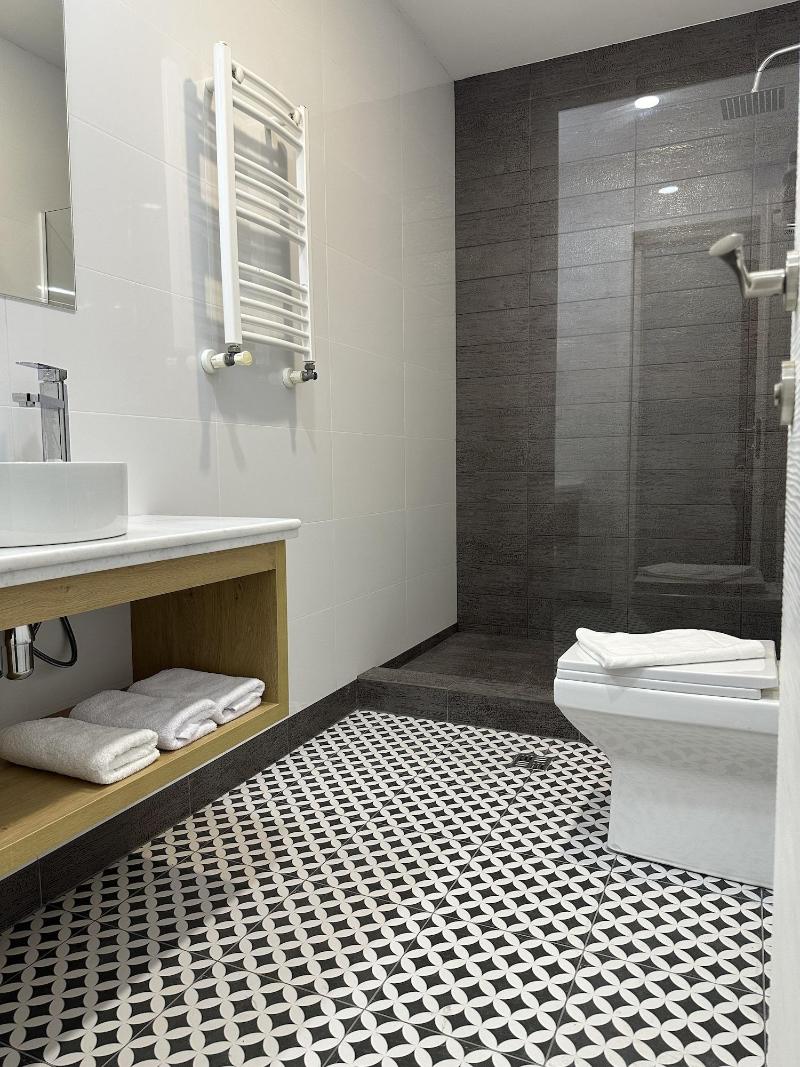 Alliance Hotel image